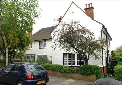 177 Hampstead Way